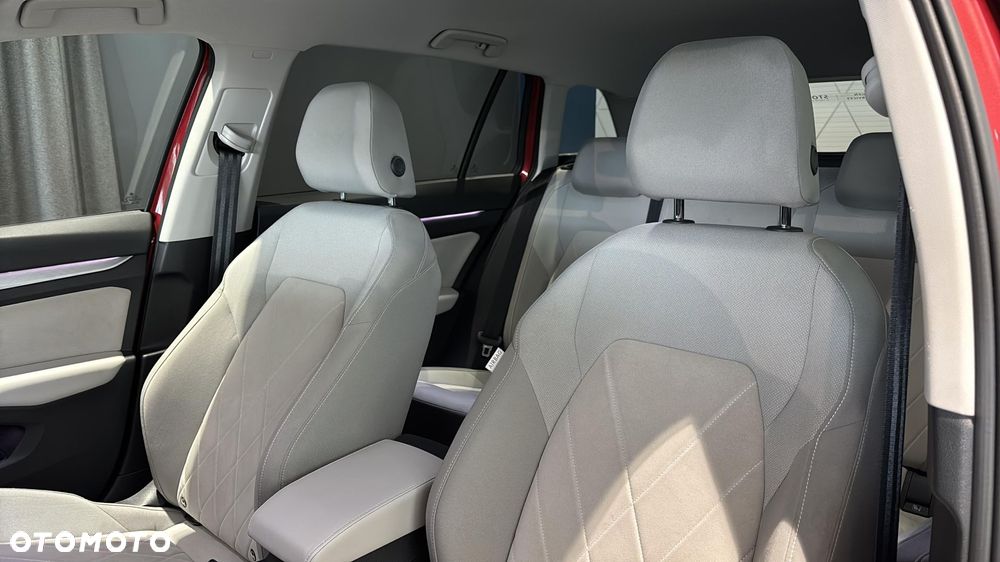 Volkswagen Golf VIII 1.5 TSI EVO Life - 11