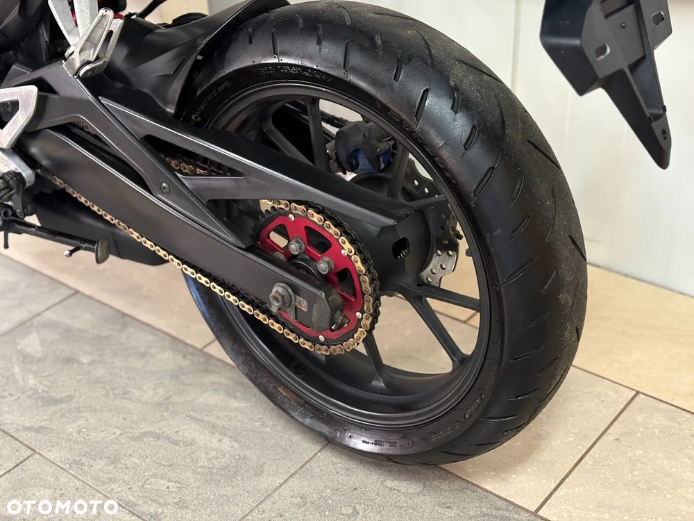 Honda CB - 9