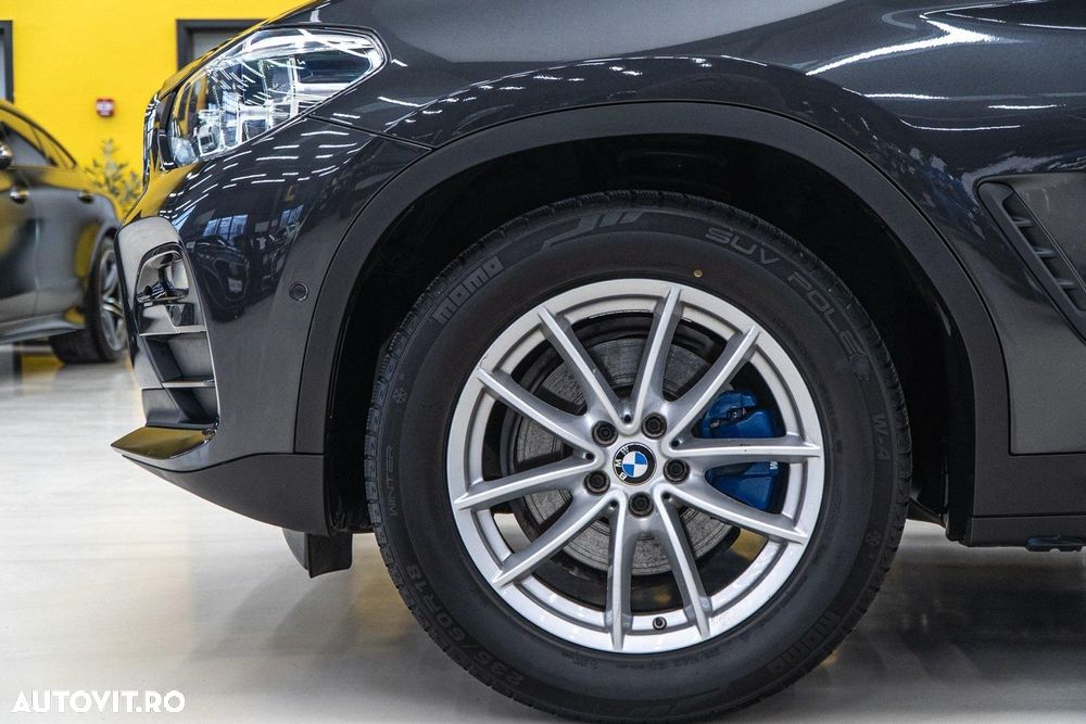 BMW X4 xDrive20i AT xLine - 34