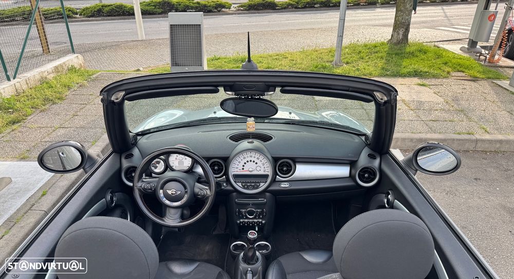 MINI Cabrio Cooper D - 4