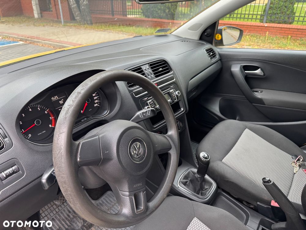 Volkswagen Polo - 9