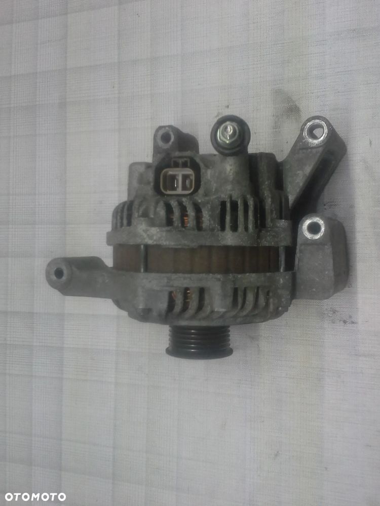 Mazda 5 II 1.8 alternator LF1F  A3TG4791 90 Amper - 1