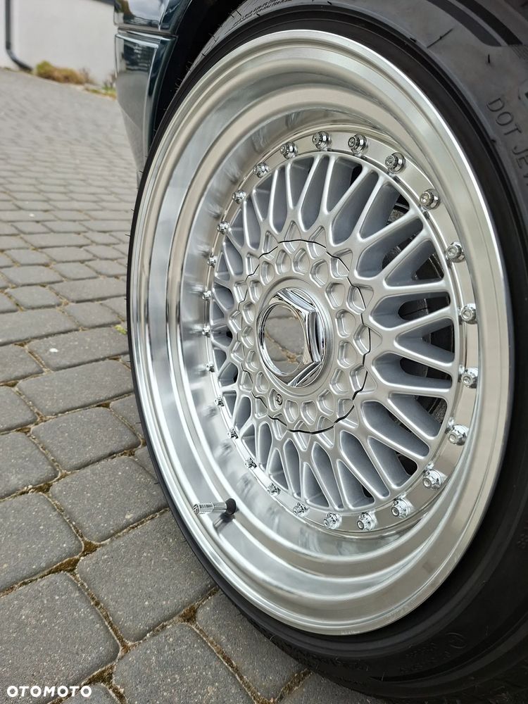 Volkswagen Golf - 15