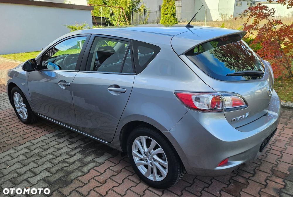 Mazda 3 - 4