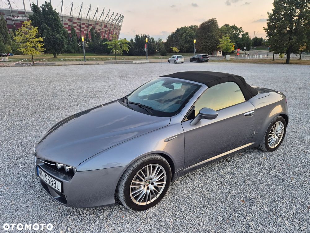 Alfa Romeo Spider 2.4JTDM - 13