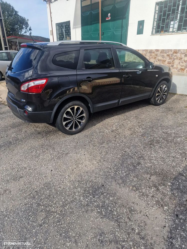Nissan Qashqai +2 - 5
