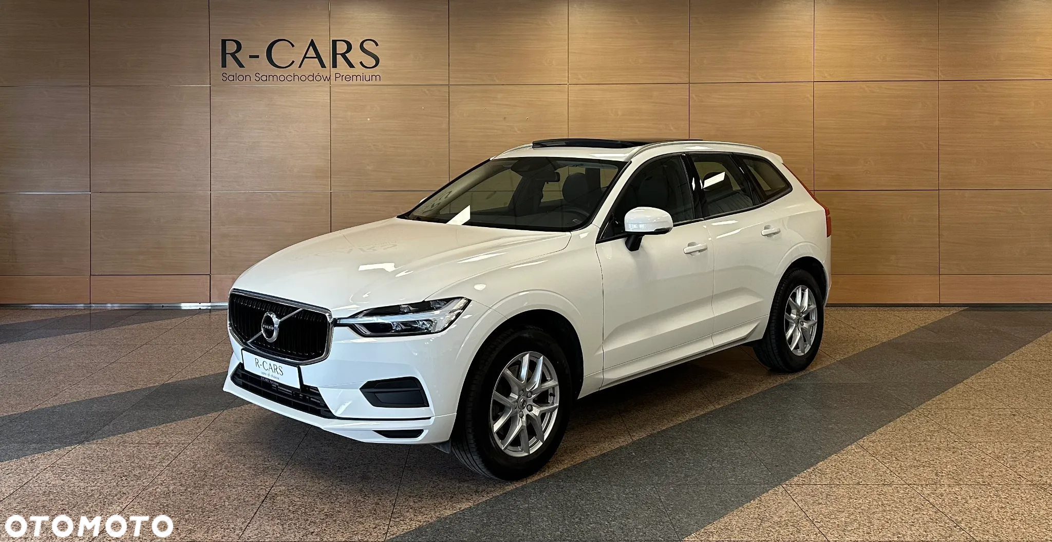 Volvo XC 60 T5 AWD Momentum - 4