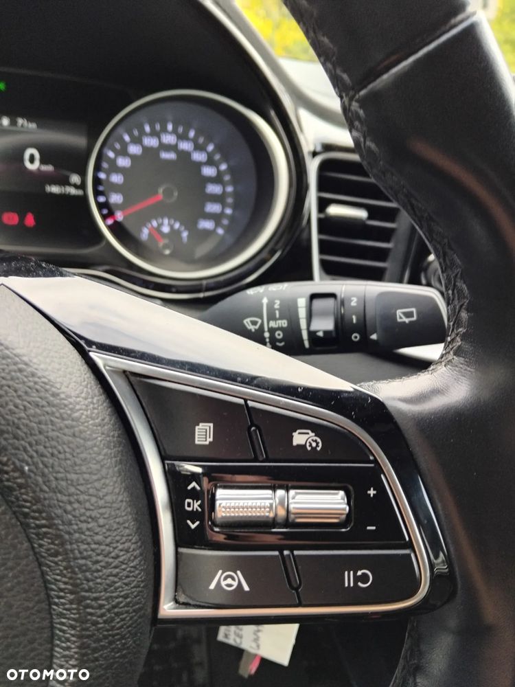 Kia Ceed 1.5 T-GDI L - 10