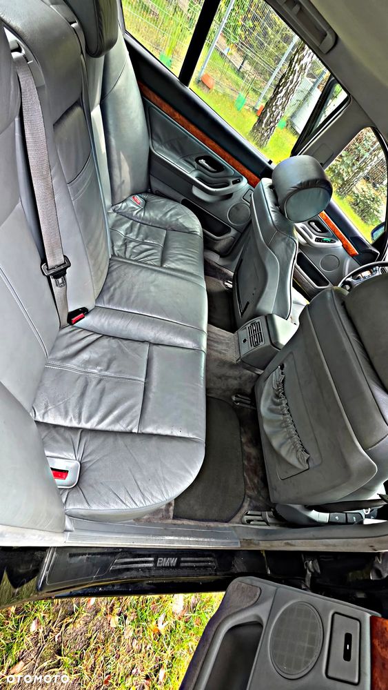 BMW Seria 7 - 9
