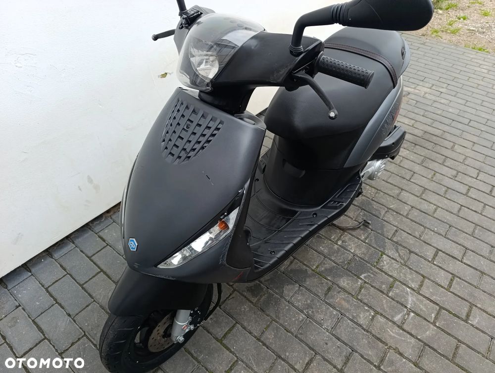 Piaggio ZIP - 10