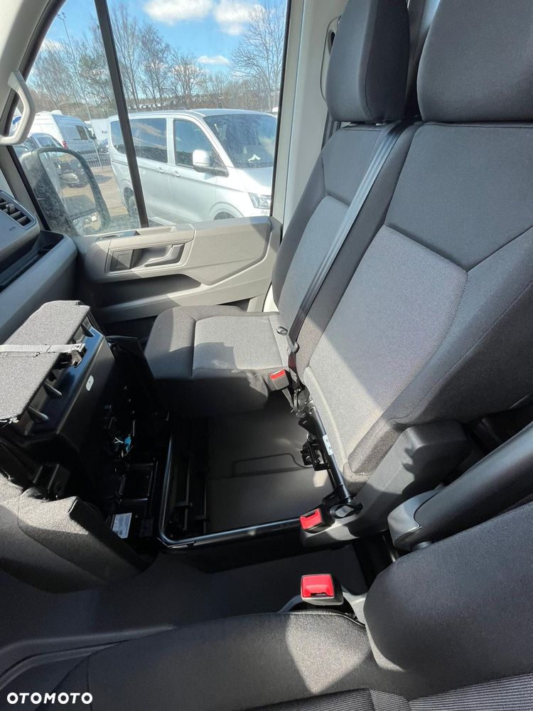 Volkswagen Crafter - 16