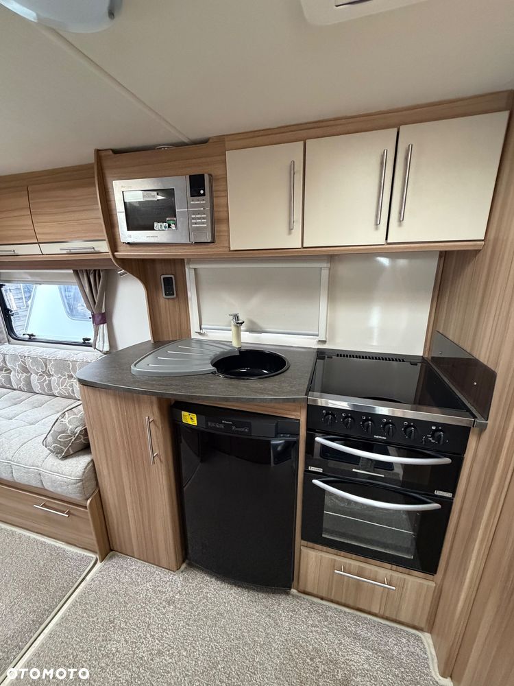 Lunar Quasar 462 - 31