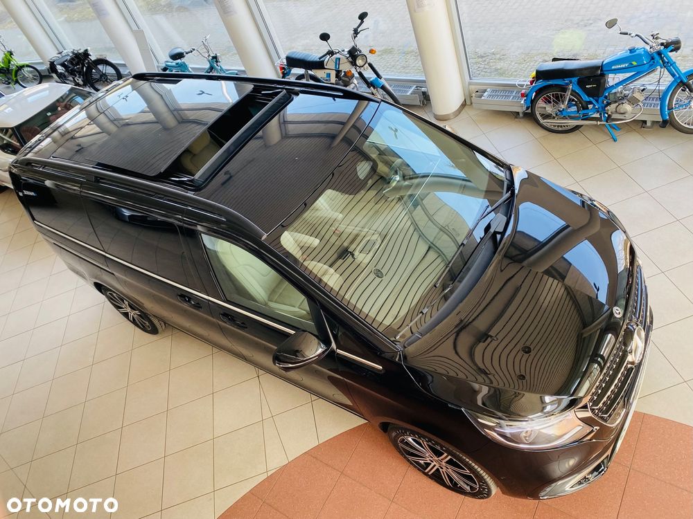 Mercedes-Benz Klasa V - 7