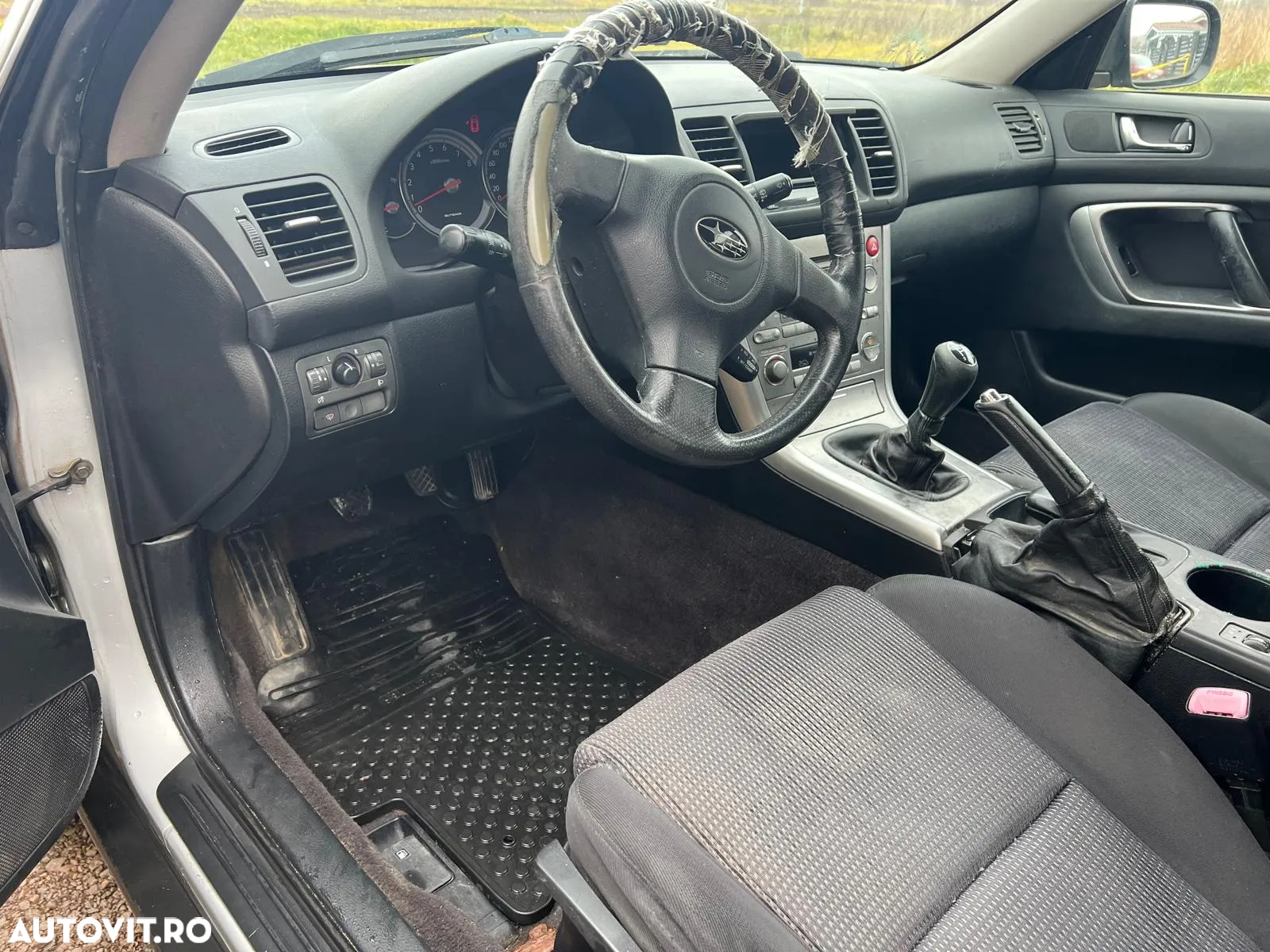 Subaru Outback 2.5 - 8
