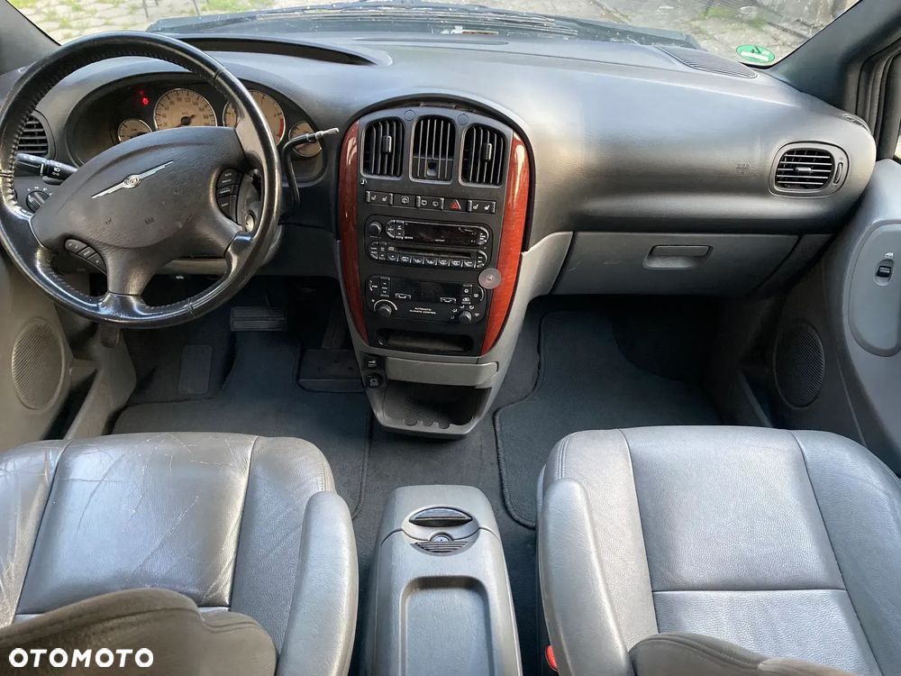 Chrysler Voyager 2.8 CRD LX - 10