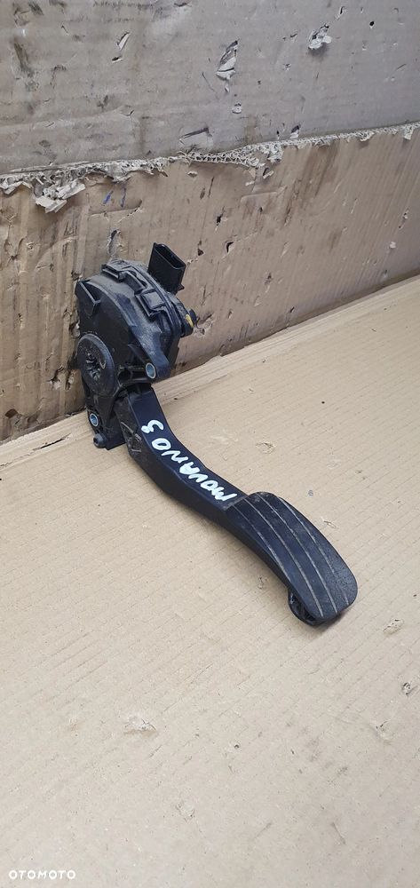 Pedał gazu potencjometr Opel Movano II 180107523R - 2