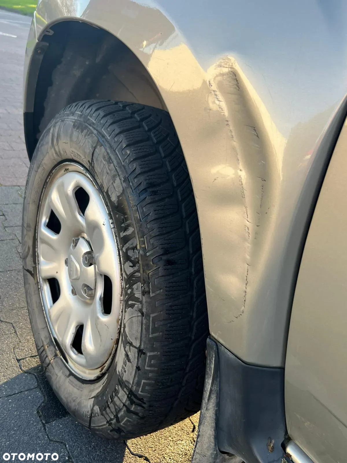 Dacia Duster 1.6 - 11