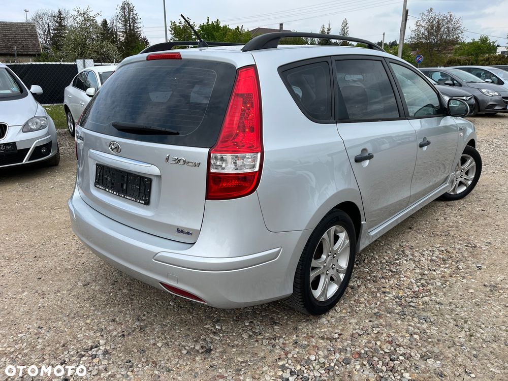 Hyundai i30 i30cw 1.4 blue Comfort - 26