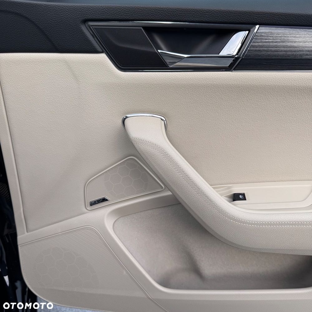 Skoda Superb 2.0 TSI Style DSG - 19