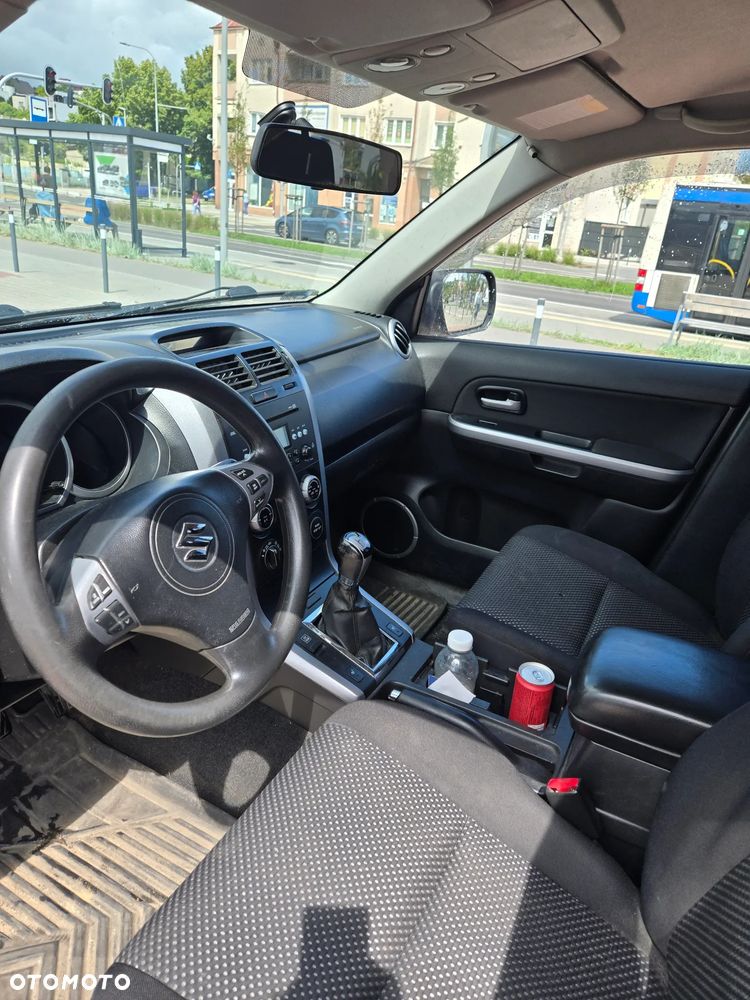 Suzuki Grand Vitara 1.9 DDiS Comfort - 9