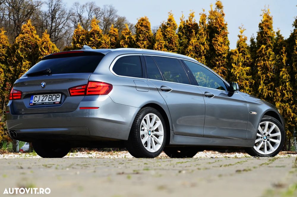 BMW Seria 5 520d Aut. Luxury Line - 10