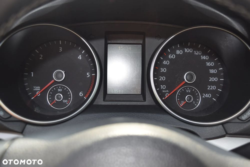 Volkswagen Golf 2.0 TDI Highline - 17