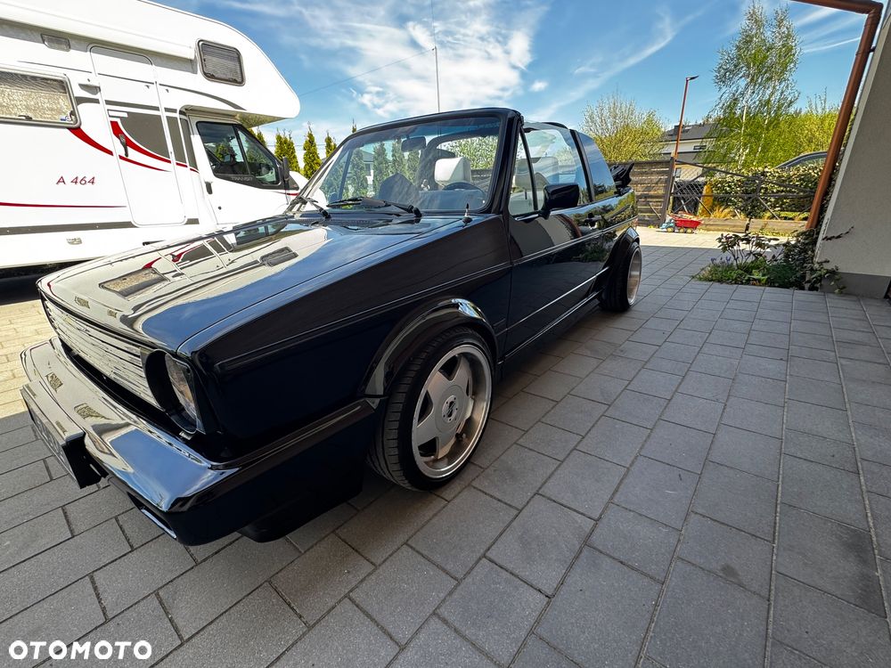 Volkswagen Golf - 8