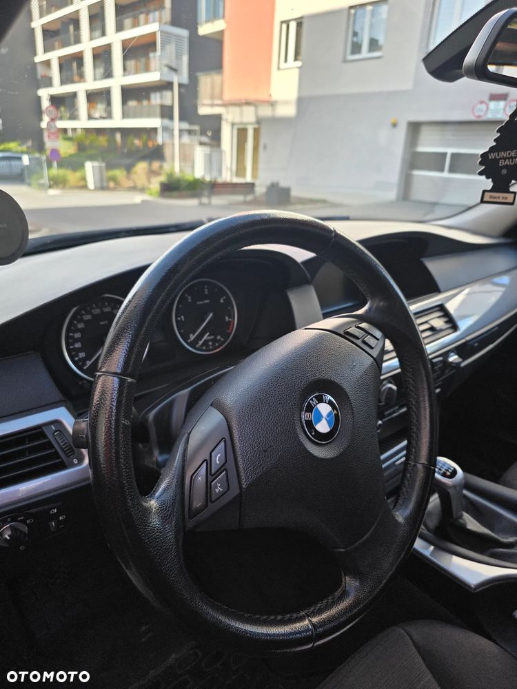 BMW Seria 5 520d - 7