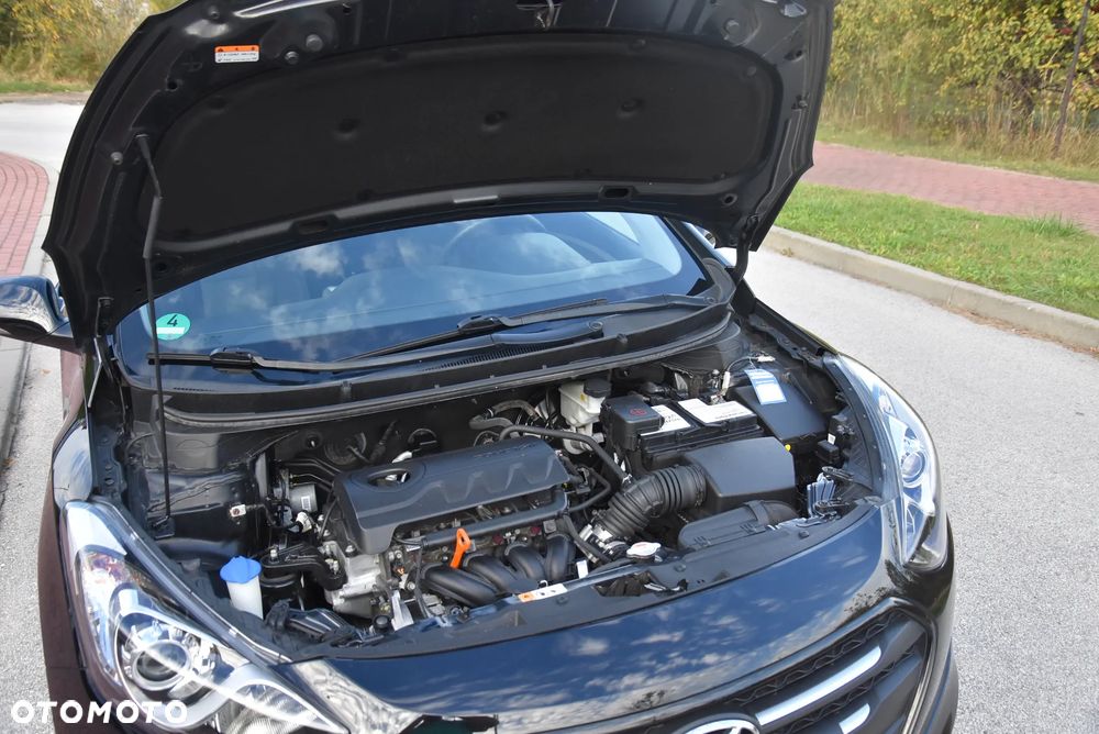 Hyundai i30 blue 1.4 Classic Navigation - 33