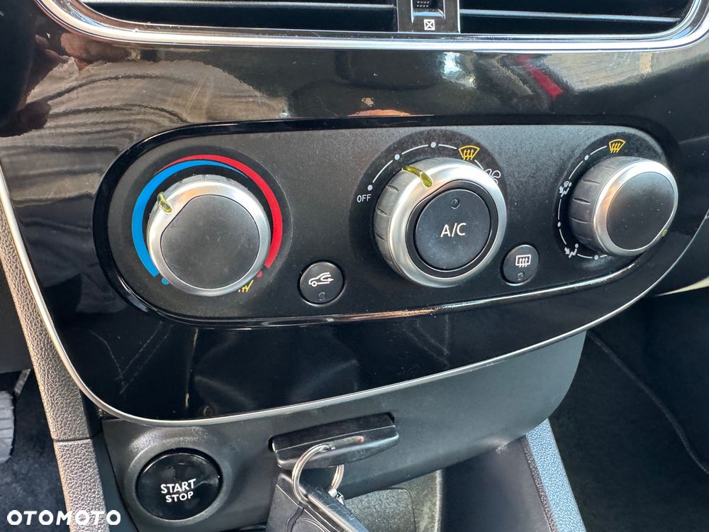 Renault Clio 1.2 16V 75 LIMITED 2018 - 19