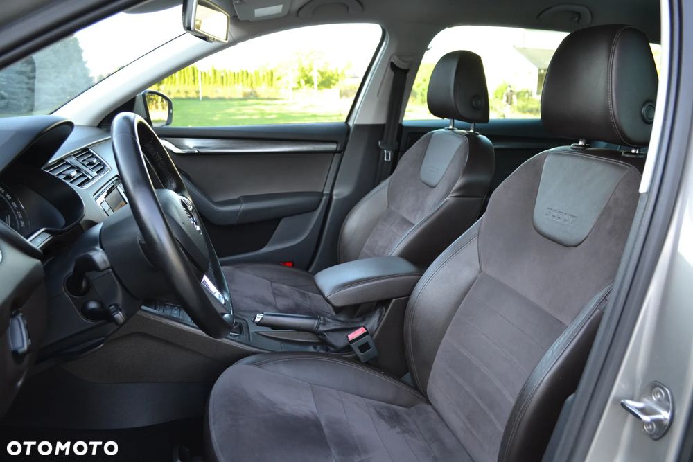 Skoda Octavia 2.0 TDI 4x4 DSG Scout - 18