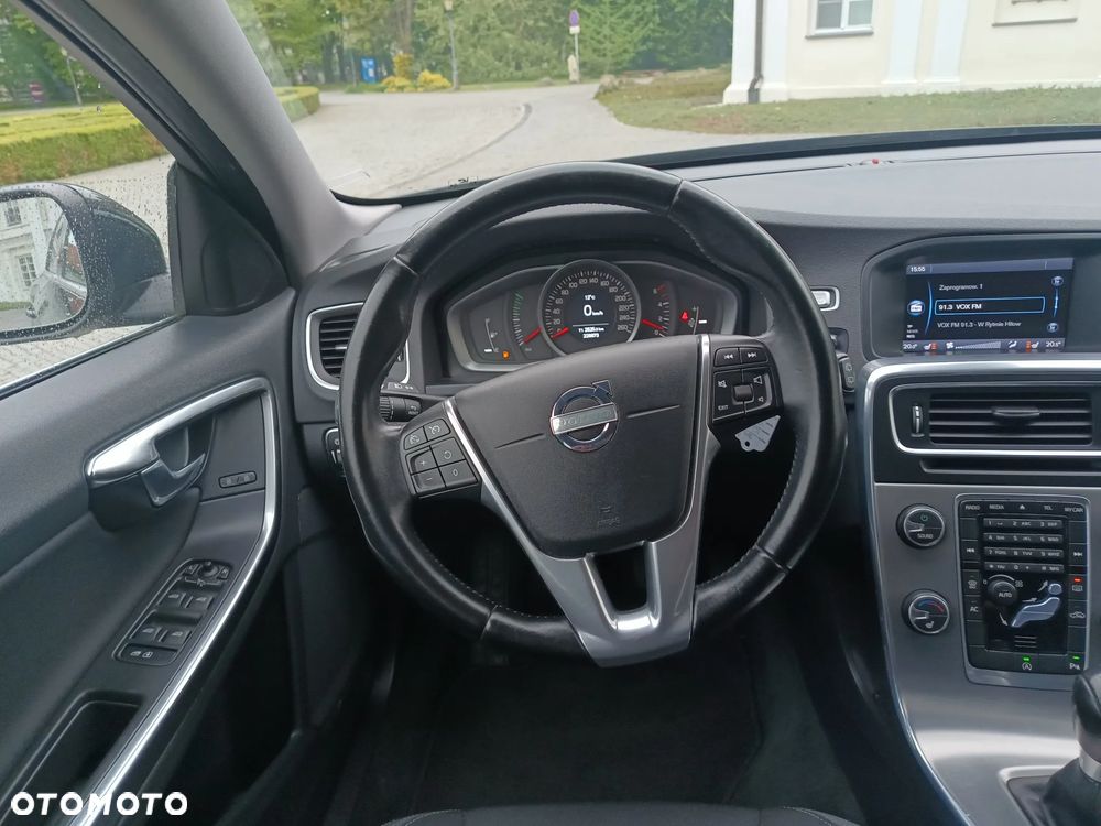 Volvo V60 D3 Edition - 11