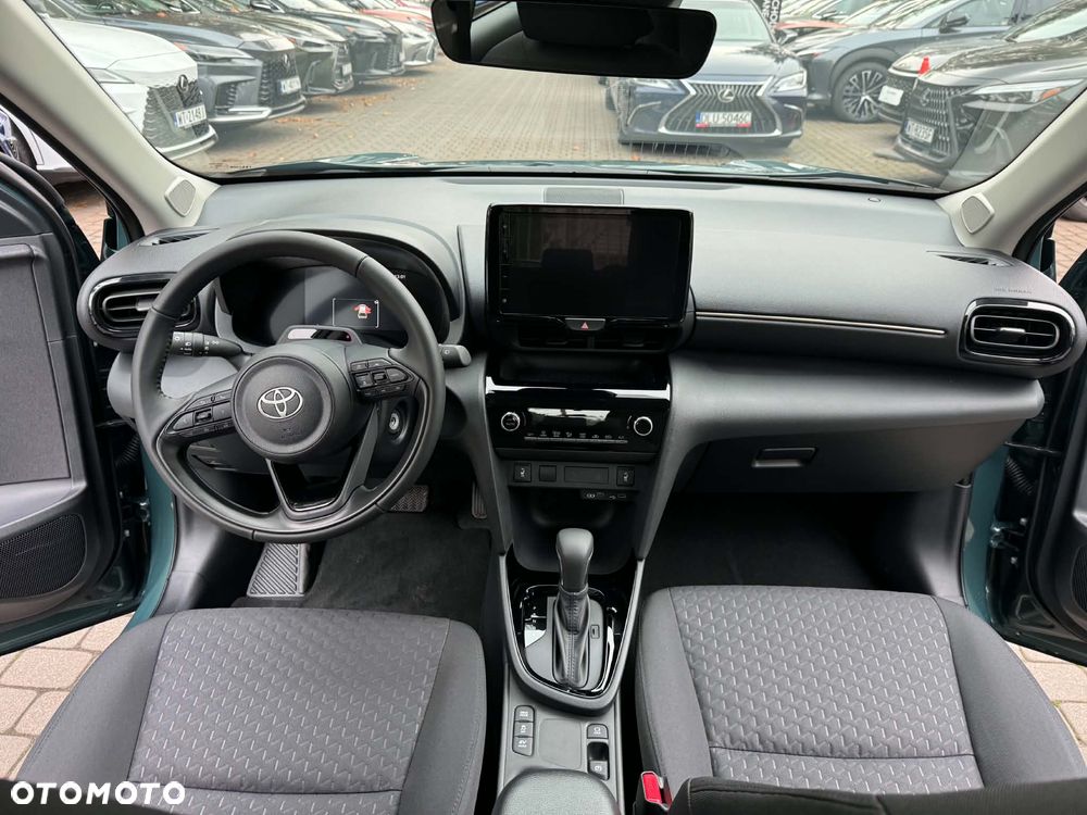 Toyota Yaris - 6