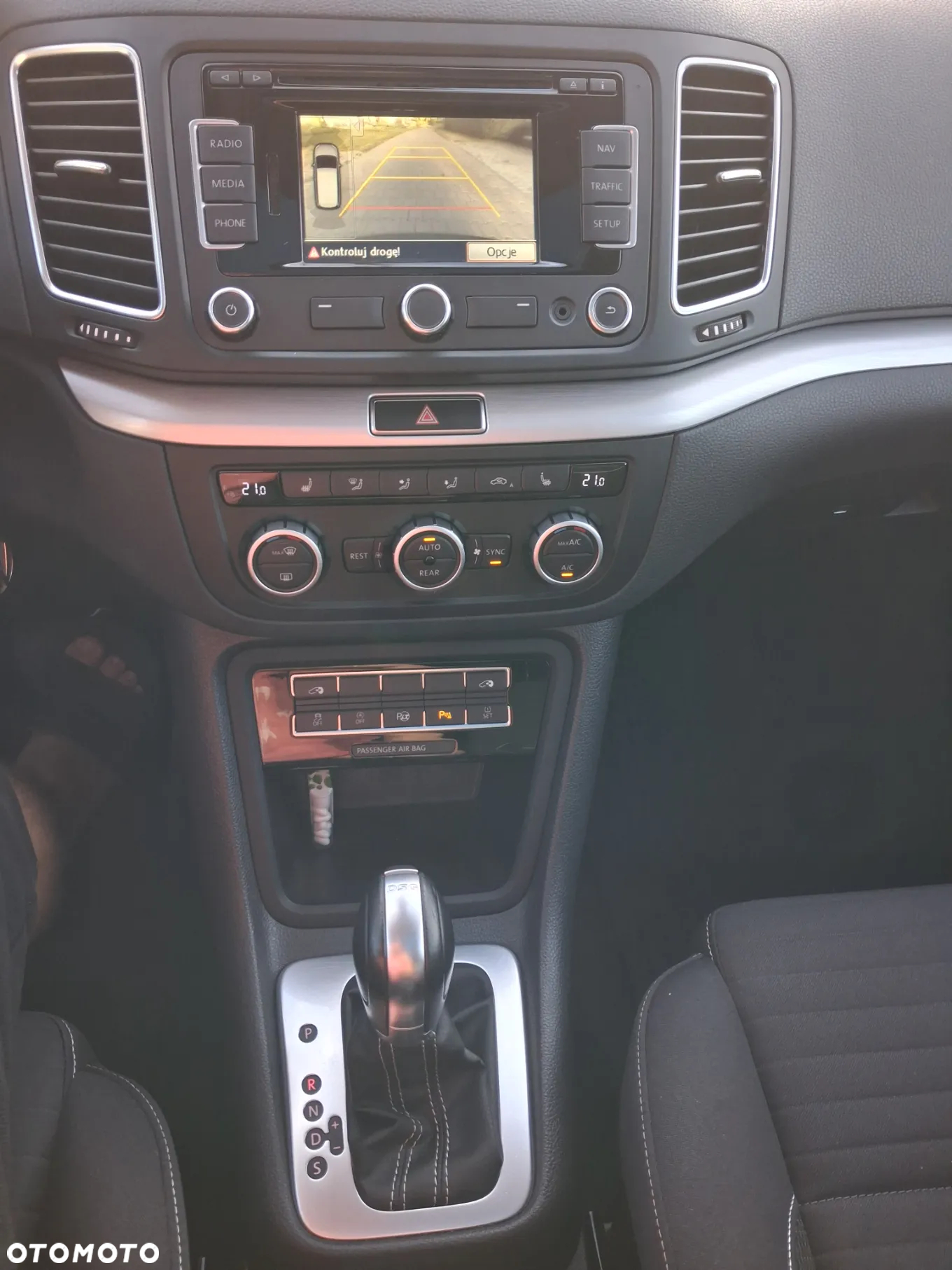 Volkswagen Sharan 2.0 TDI DSG BlueMotion Technology Cup - 13