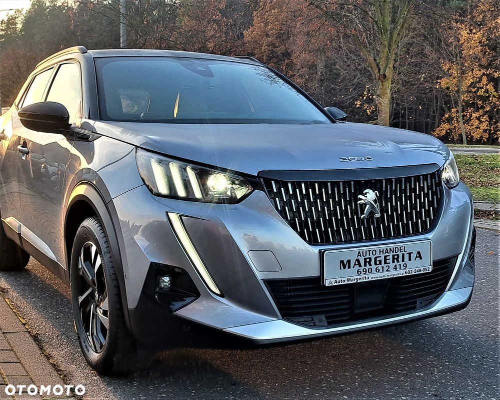 Peugeot 2008 1.2 PureTech Allure S&S - 13