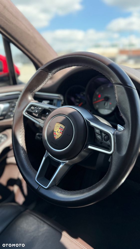 Porsche Macan S - 24