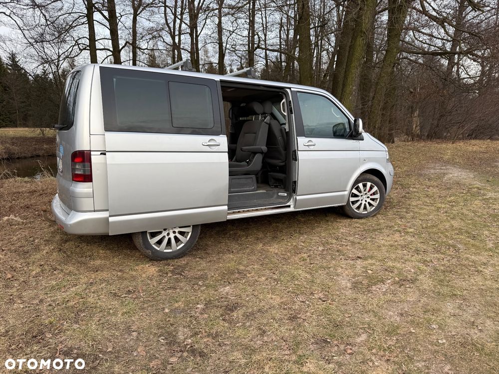 Volkswagen Multivan - 35