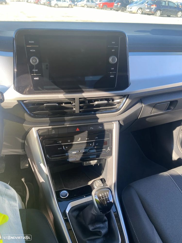 VW T-Roc 1.0 TSI - 10