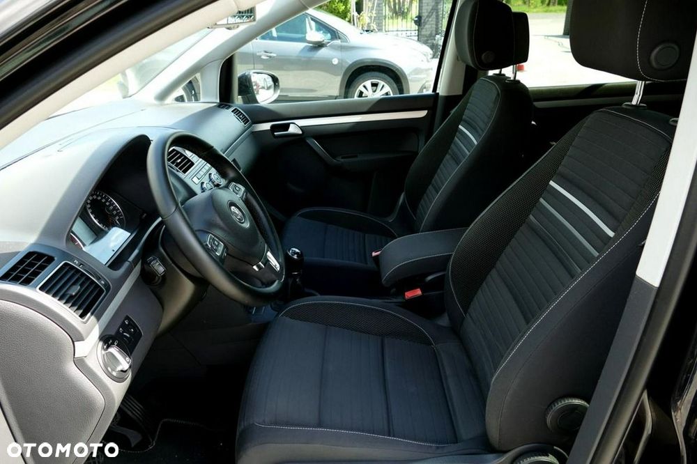 Volkswagen Touran 1.4 TSI Cup - 21