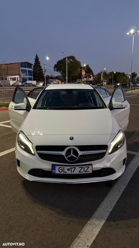 Mercedes-Benz A - 16