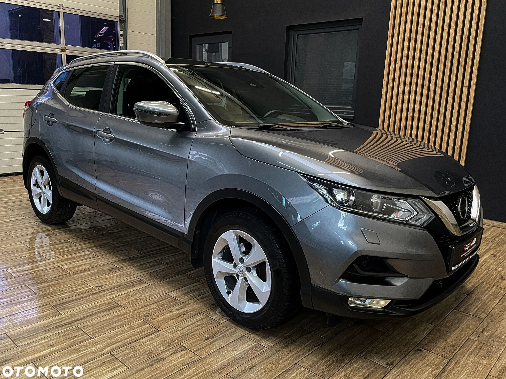 Nissan Qashqai 1.5 dCi DCT TEKNA - 6