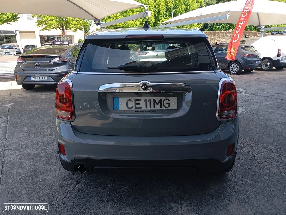 MINI 5 Portas Cooper Aut. 60 Years Chili - 3