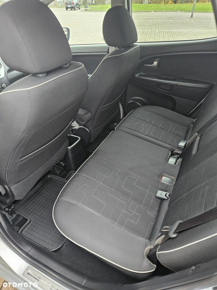 Kia Venga 1.6 CRDi L - 10