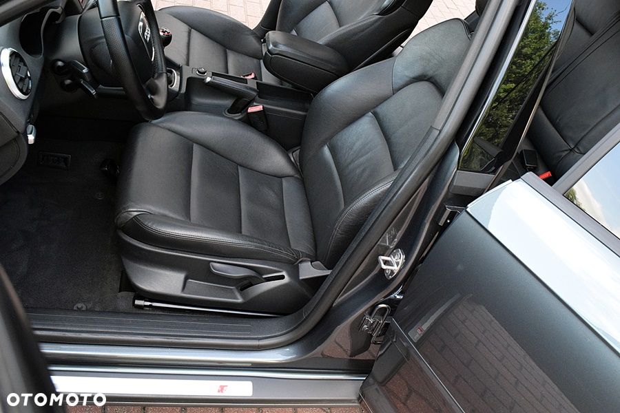 Audi A3 Sportback 1.4 TFSI S line Sportpaket - 26
