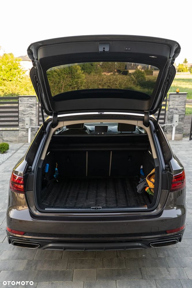 Audi A4 Avant 40 TDI Quattro S tronic - 27