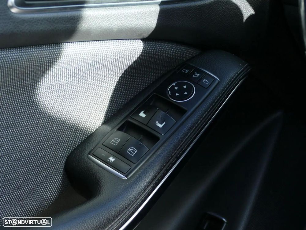 Mercedes-Benz GLA 180 d Style Aut. - 34