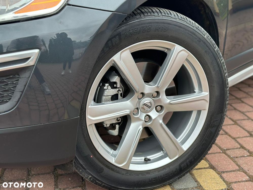 Volvo XC 60 D5 AWD RDesign - 6