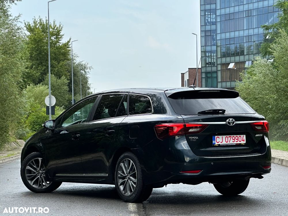 Toyota Avensis Touring Sports 1.6 D-4D Executive - 4