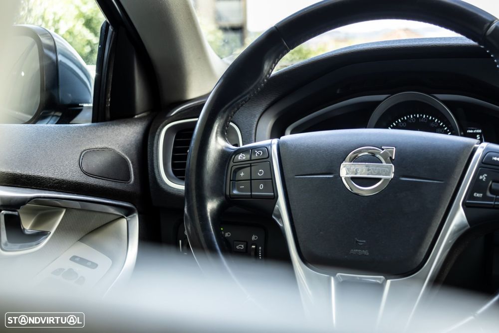Volvo V40 1.6 D2 Momentum - 20