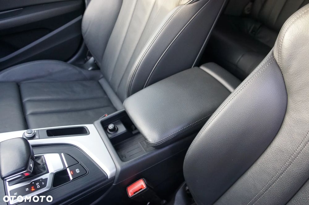 Audi A4 Avant 2.0 TDI S tronic - 25